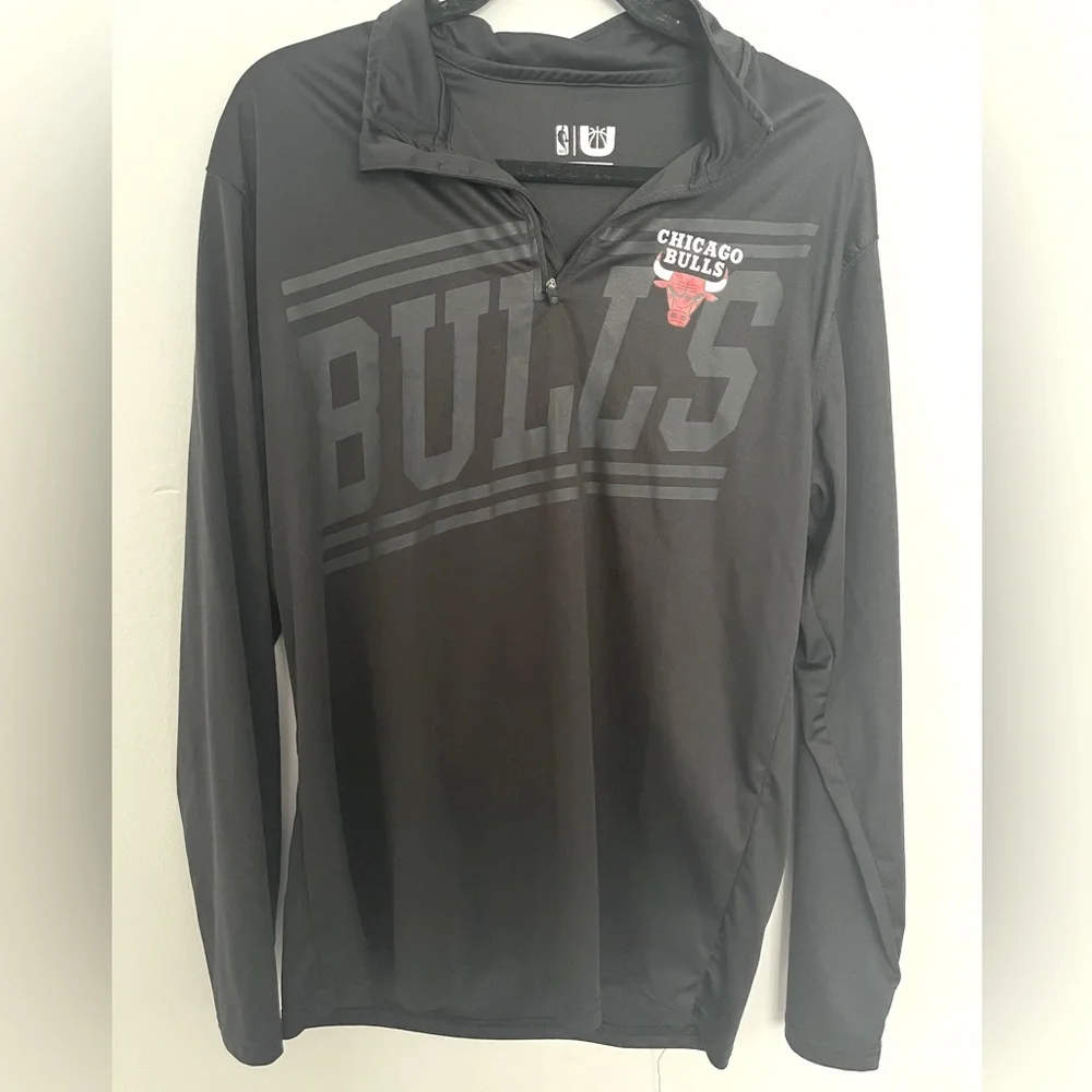 Chicago Bulls NBA Basketball Pullover Size Large‎